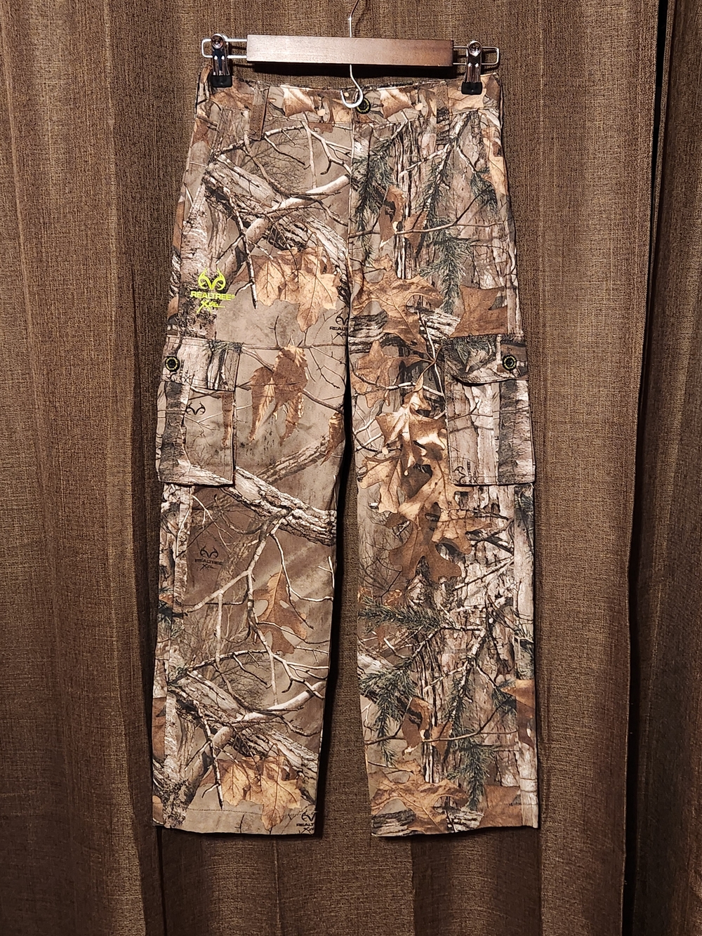 Realtree Kids Camo Cargo Pants in Brown and Green